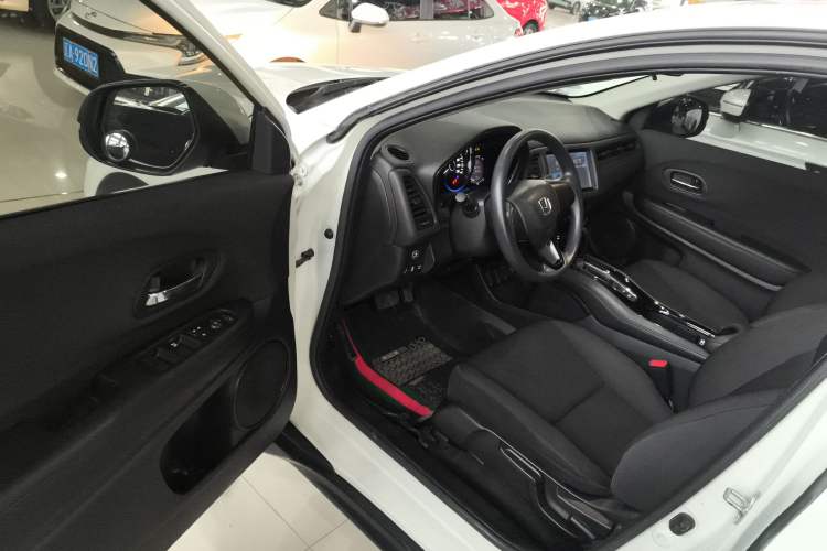 Used Honda Vezel 2020 1.5L CVT Elite Edition
