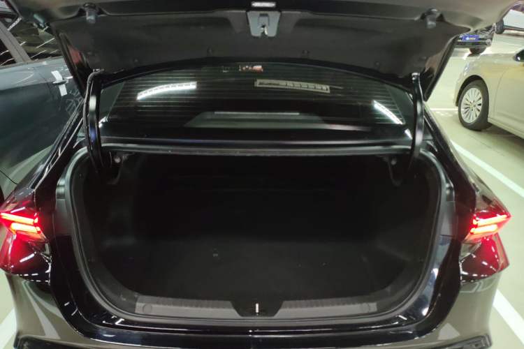 Used GAC Trumpchi EMPOW 2021 270T DCT J15 Version
