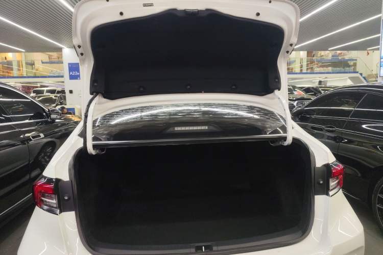 Used Toyota Corolla 2023 1.8L Smart Electric Hybrid Dual-Motor Elite Edition
