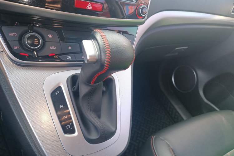 Used Haval M6 2018 Revised Version 1.5T DCT Two-Wheel Drive Elite Edition
