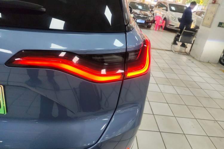 Used Nio ES8 2020 415 km Range 7-Seater Version