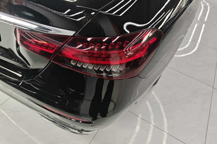 Used Mercedes-Benz E-Class 2023 E 300 L Luxury Model
