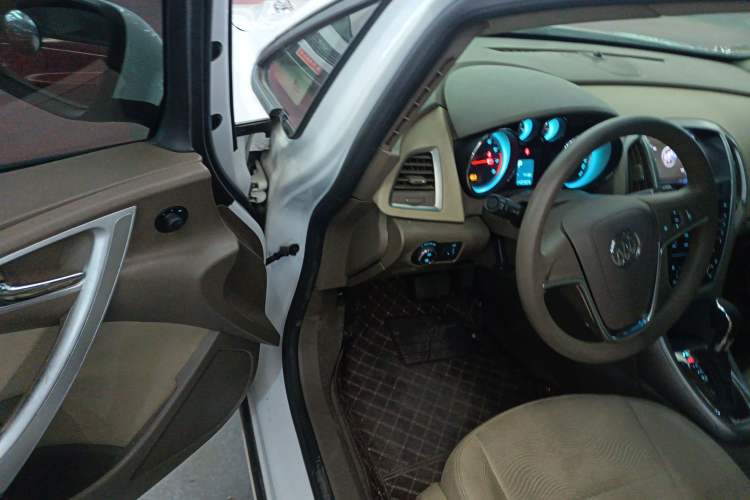 Used Buick GT 2013 GT 1.6L Automatic Fashion Edition
