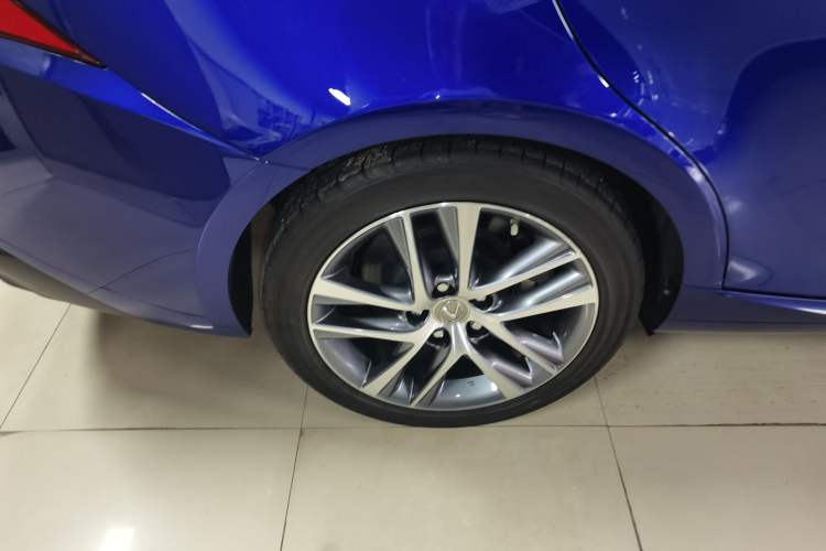 Used Lexus IS 2017 300 F SPORT Edition
