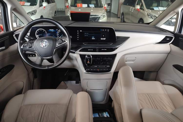 Used Buick GL8 2022 ES Landtrek 653T Comfort Edition
