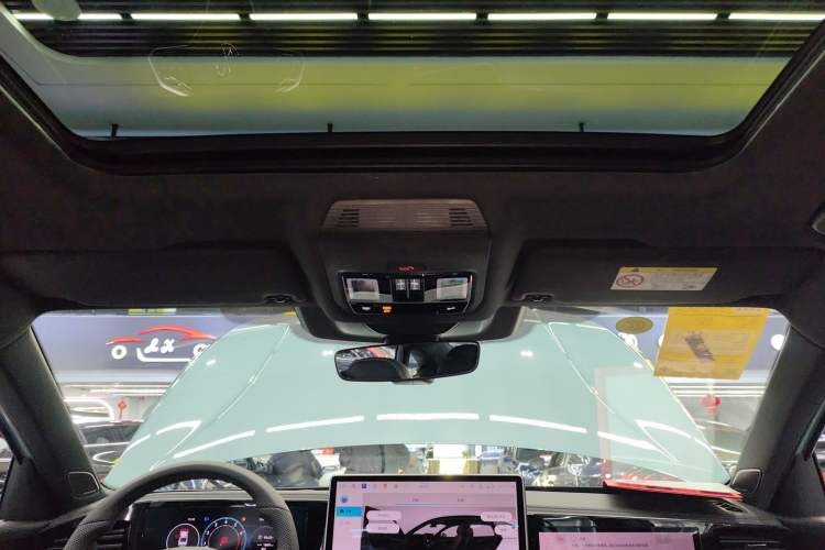 Used Volkswagen Passat 2025 Pro 380TSI Starry Dragon Luxury Edition
