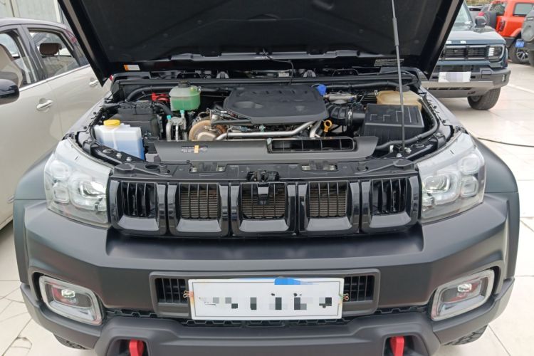 Used Beijing Auto BJ40 2023 2.0D Automatic Four-Wheel Drive Blade Hero Edition Adventurer Type
