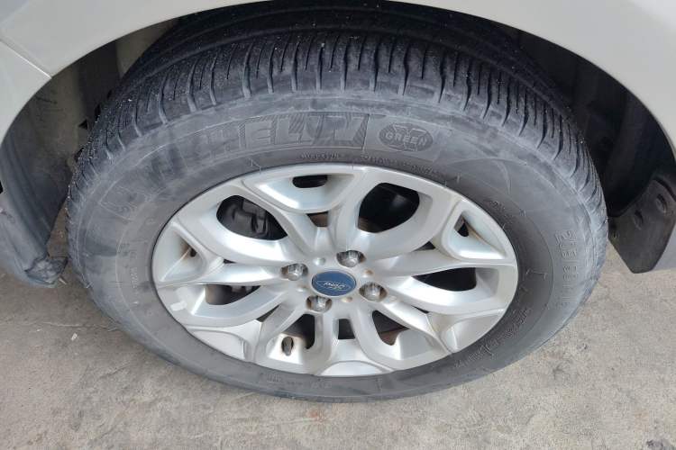 Used Ford EcoSport 2013 1.0L GTDi Manual Luxury Model
