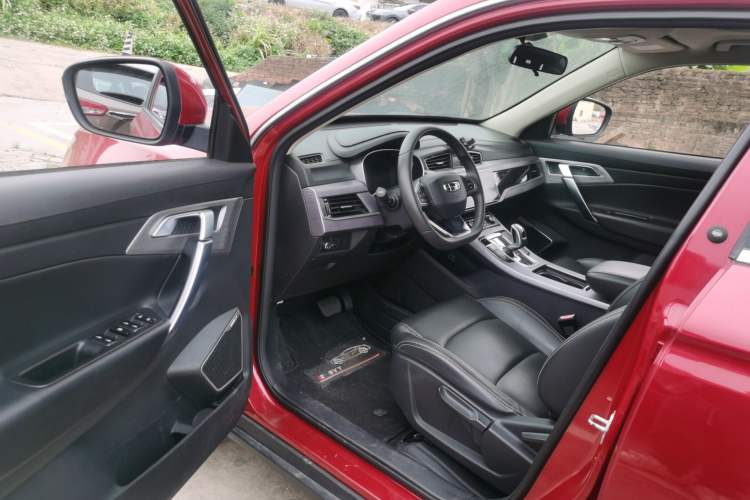 Used Geely Auto Emgrand X7 Sport 2021 Million Edition 1.8TD DCT Two-Wheel Drive Comfort Model