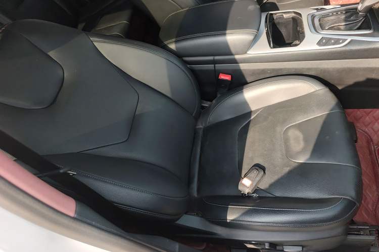 Used Ford Edge 2017 EcoBoost 245 Four-Wheel Drive Sporty 7-Seater