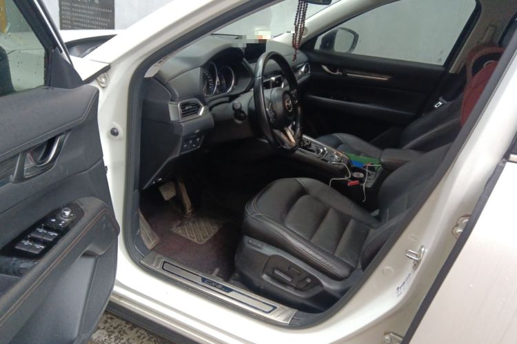 Used Mazda CX-5 2017 2.5L Automatic 2WD ZhiZun Version China VI Standard
