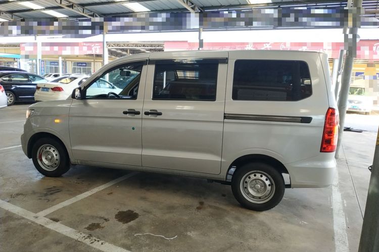 Used Wuling Hongguang V 2022 1.5L Jingqu Edition Electric-Assist LAR
