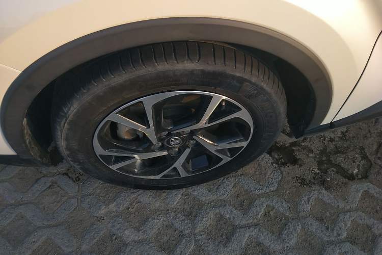 Used Toyota C-HR 2020 2.0L Leading Edition
