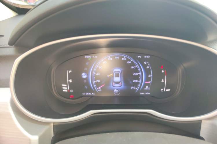 Used Geely Auto Emgrand X7 Sport 2018 1.8TD Automatic Two-Wheel Drive Smart Connect 4G Internet Edition