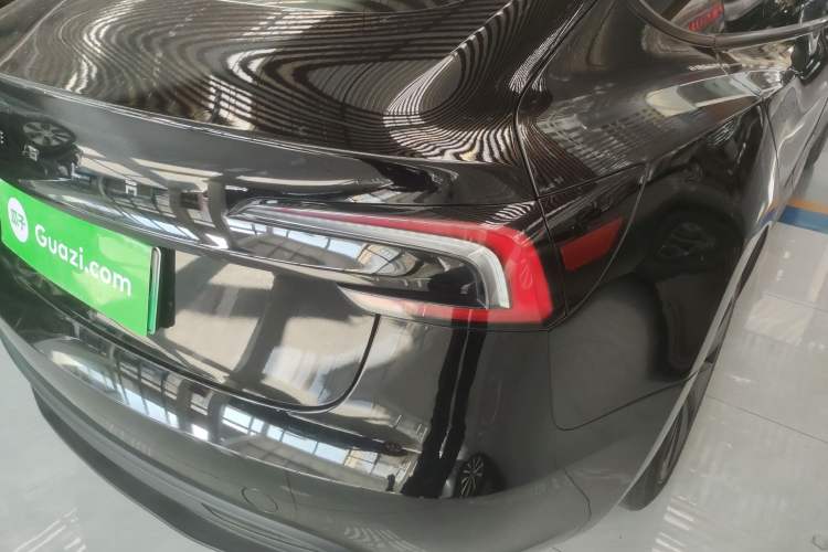 Used Tesla Model 3 2023 Rear-Wheel-Drive Version