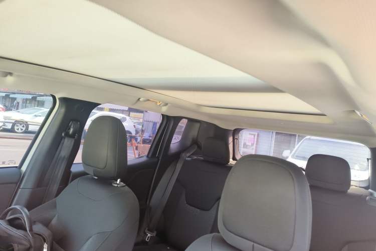 Used  Renegade 2017 180T Automatic High-Energy Version
