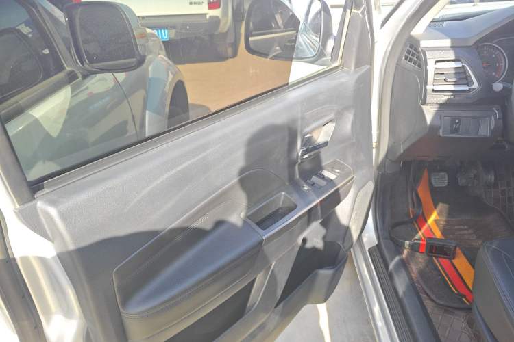 Used Great Wall Wingle 5 2021 2.0T Diesel Two-Wheel Drive Elite Version Big Double Cab China VI Standard GW4D20M