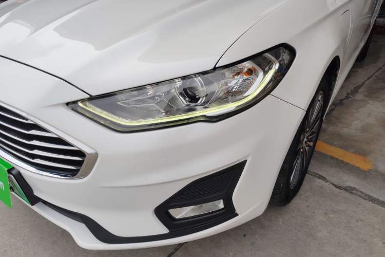 Used Ford Mondeo New Energy 2018 2.0 PHEV Smart-Controlled Fashion Edition China VI Standard
