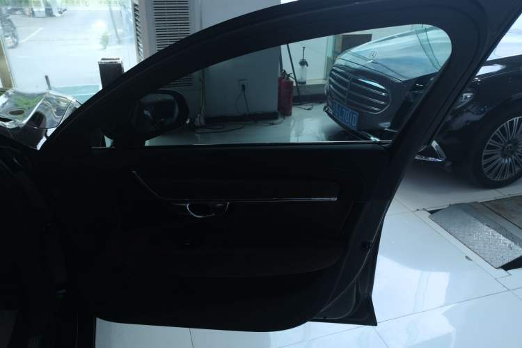 Used Volvo S90 2024 B5 Zhiyuan Luxury Edition
