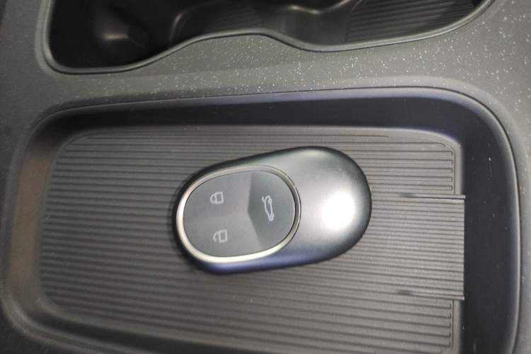 Used Nio ET5 2024 75 kWh
