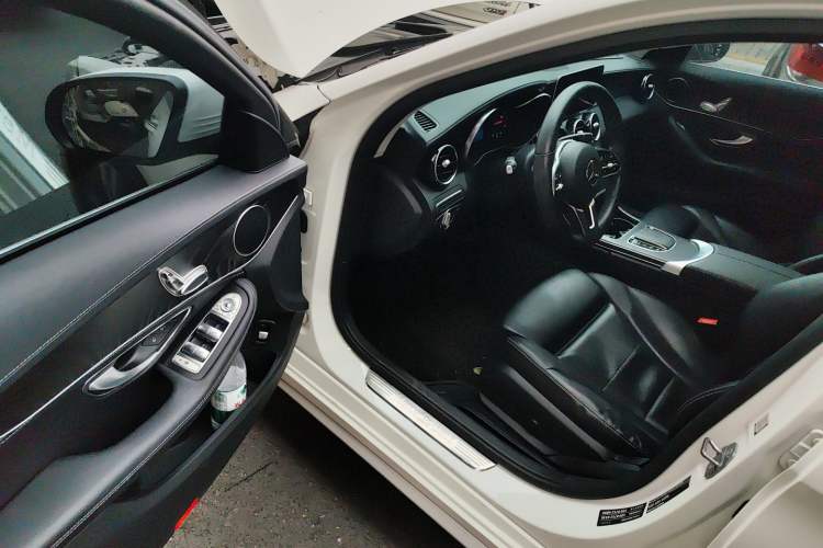 Used Mercedes-Benz C-Class 2019 C 180 L Fashion Edition Sport Version
