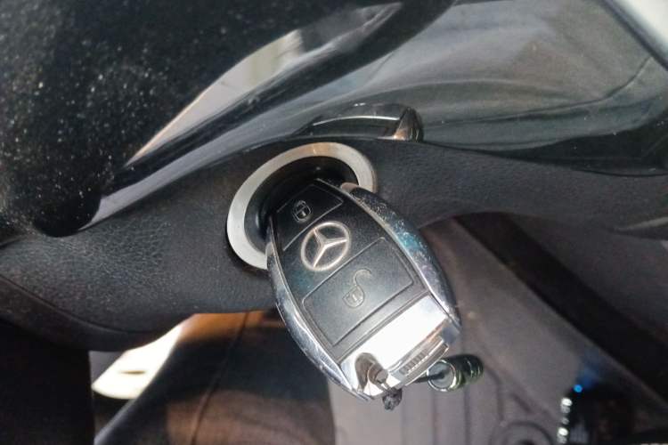 Used Mercedes-Benz M-Class 2014 ML 350 CDI 4MATIC
