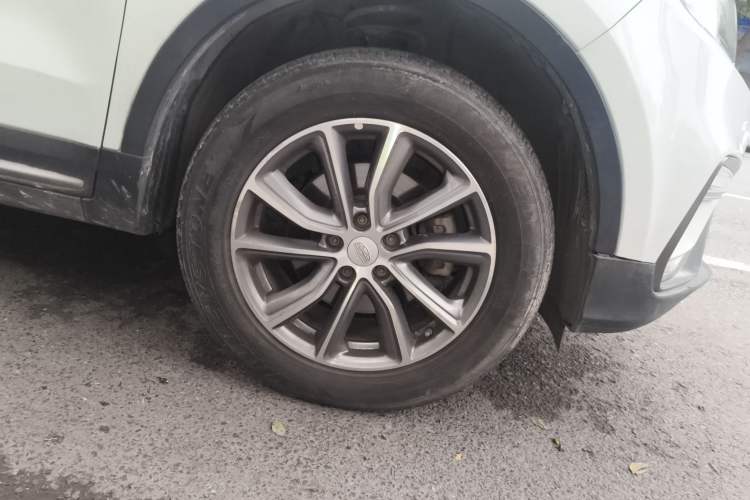 Used Geely Auto Emgrand X7 Sport 2018 1.8TD Automatic Two-Wheel Drive Zhiya Model
