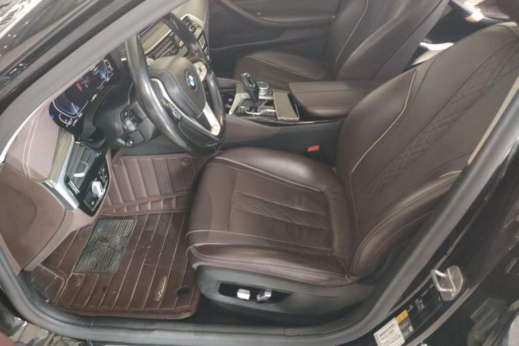 Used BMW 5 Series New Energy 2020 Mileage Upgrade Version 530Le Luxury Package
