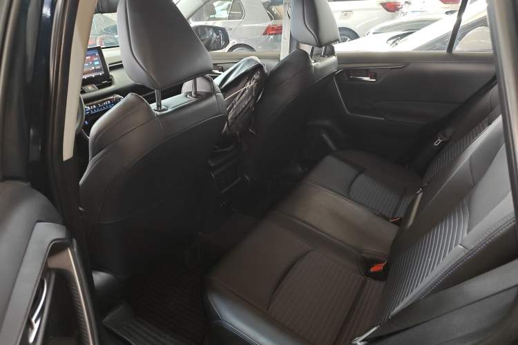 Used Toyota Wildlander 2020 Dual-Engine 2.5L E-CVT Two-Wheel Drive Tech Edition