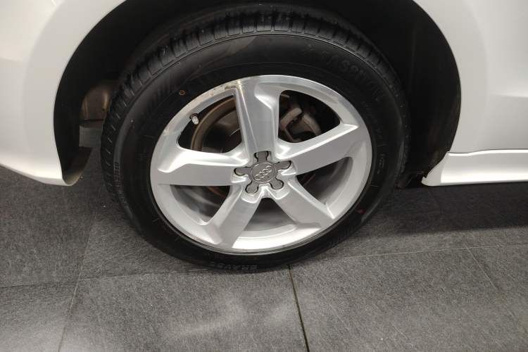 Used Audi Q5 2017 Plus 40 TFSI Ambition Model