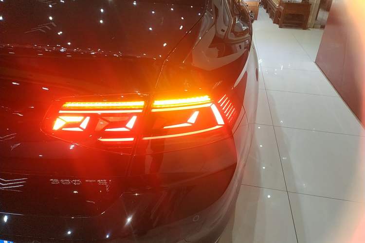 Used Volkswagen Magotan 2026 30 Million Vehicles Selected Model 380TSI DSG Luxury Edition
