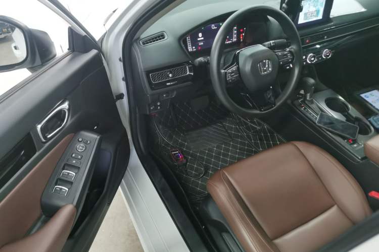 Used Honda Civic 2023 240TURBO CVT Dynamic Edition