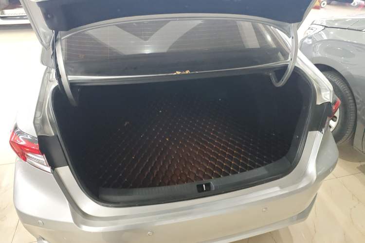 Used Toyota Corolla 2021 Dual-Engine 1.8L E-CVT Pioneer Edition