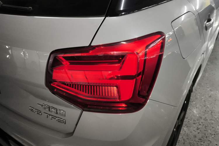 Used Audi Q2L 2022 35 TFSI Progressive Dynamic Edition
