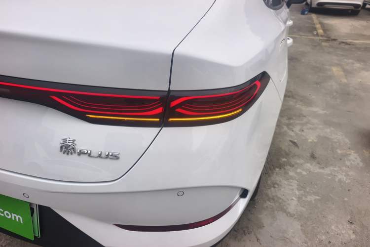 Used BYD Qin PLUS 2025 DM-i Smart Drive 55KM Leading Model