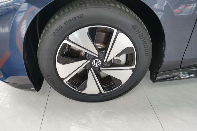 Used Volkswagen ID.7 VIZZION 2024 AIR model