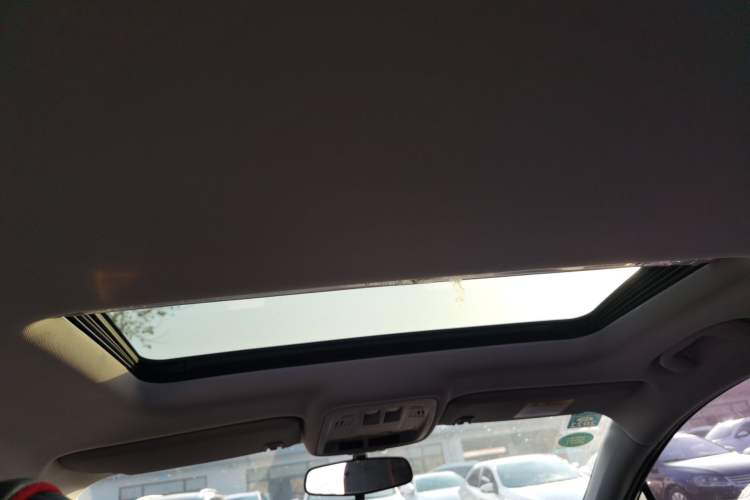 Used Chevrolet Cruze 2018 Redline 320 Automatic Pioneer Edition
