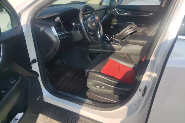 Used Cadillac XT5 2016 25T Luxury Model
