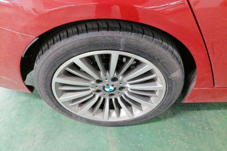 Used BMW 3 Series 2019 320Li Fashion Model
