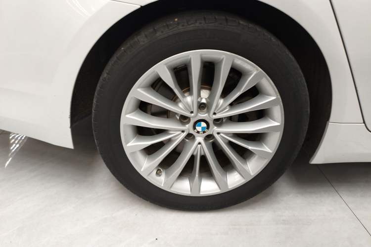 Used BMW 5 Series 2022 Restyled 525Li Luxury Package
