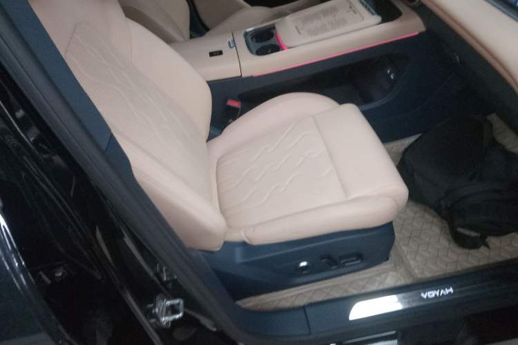 Used VOYAH FREE 2024 Ultra-Long Range Intelligent Driving Version
