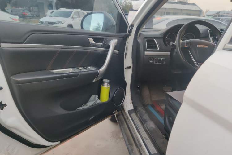 Used Haval H6 2017 Revised Blue-Label Sport Version 1.5T Automatic Two-Wheel Drive Luxury Trim