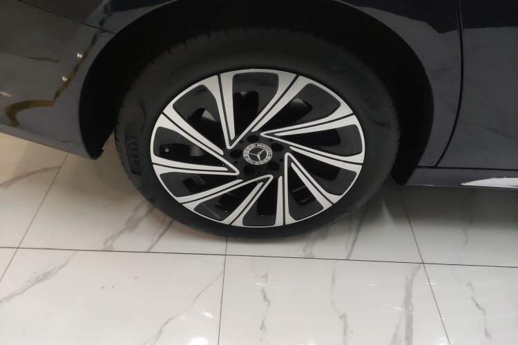 Used Mercedes-Benz E-Class 2024 E 300 L Luxury Model
