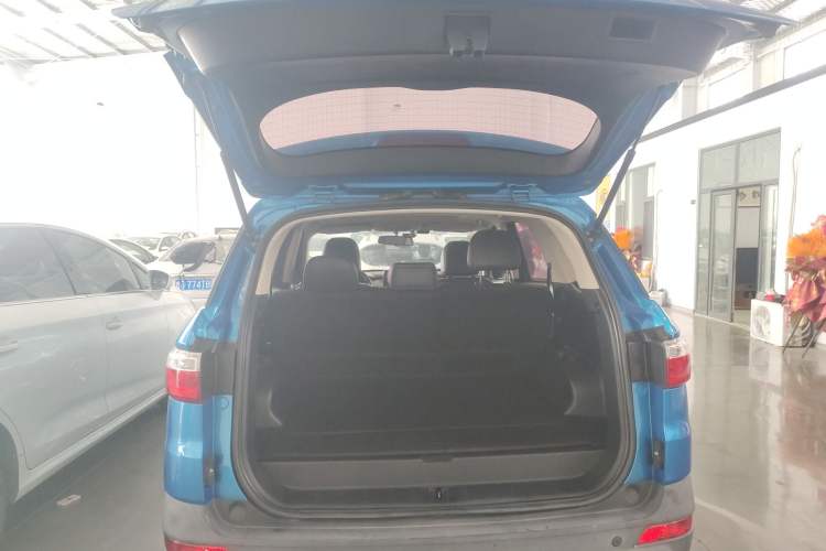 Used Dongfeng Fengon S560 2018 1.8L Manual Comfort 5-Seater China V Standard
