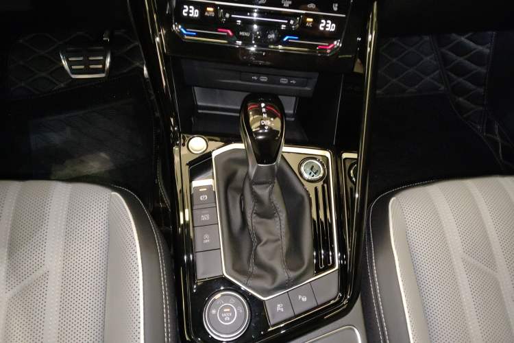 Used Volkswagen Tayron 2023 380TSI Four-Wheel Drive R-Line Pro Smart Edition