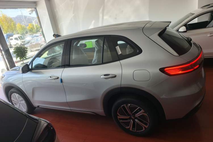 Used  Galaxy Xingjian 7 EM-i 2025 55 km Launch Edition
