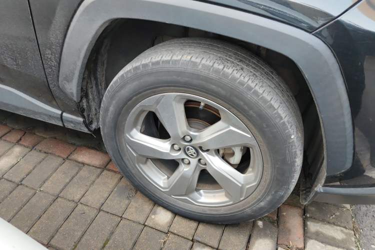 Used Toyota RAV4 2020 2.0L CVT 4x4 Style PLUS Edition
