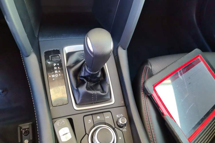 Used Mazda CX-4 2021 2.0L Automatic Two-Wheel Drive Blue Sky Dynamic Edition
