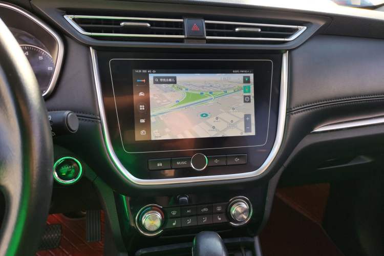 Used Roewe RX3 2018 1.6L CVT Internet Smart Edition
