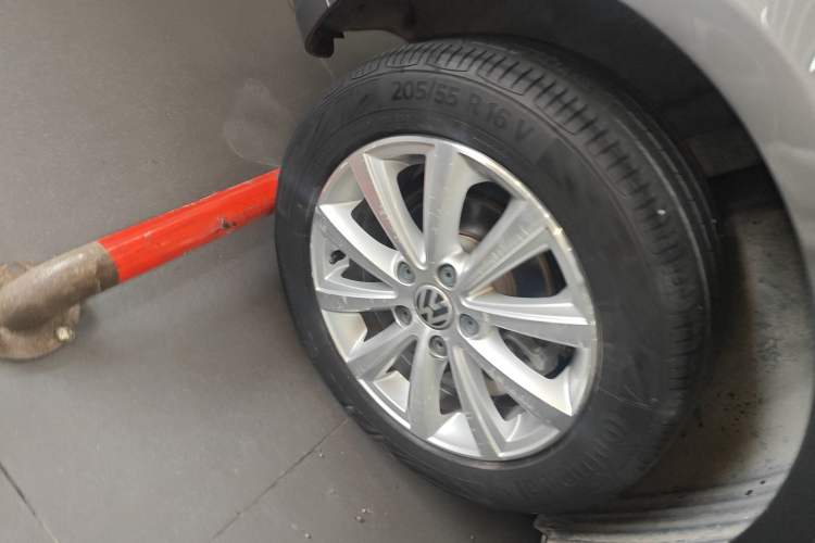 Used Volkswagen Touran 2015 1.4T DSG Luxury Edition 5-Seater